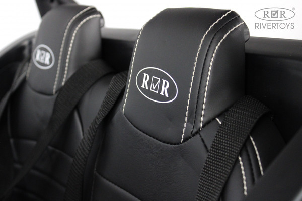 Детский автомобиль RiverToys Mercedes-Benz Unimog Concept P555BP