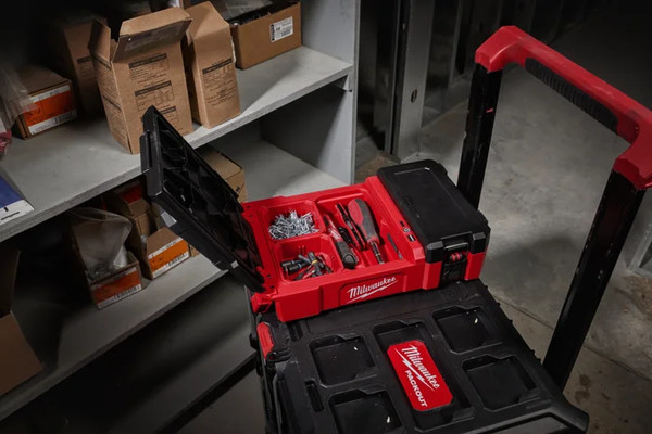 Фонарь Milwaukee M12 POAL-0 / 4933480473