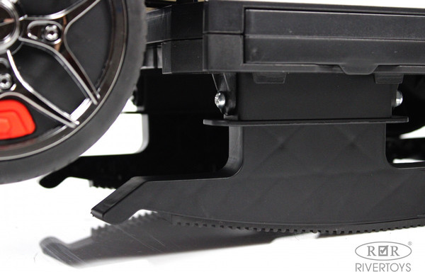 Детский автомобиль RiverToys Mercedes-Benz G63 / Z001ZZ-A