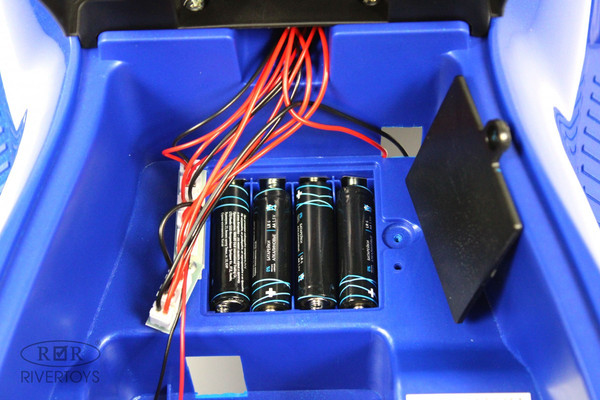 Каталка детская RiverToys Mercedes-Benz G63 / Z001ZZ-D