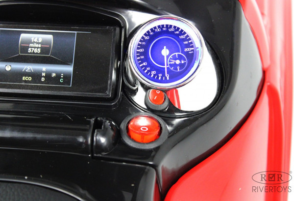 Каталка детская RiverToys Mercedes-Benz GL63 / A888AA