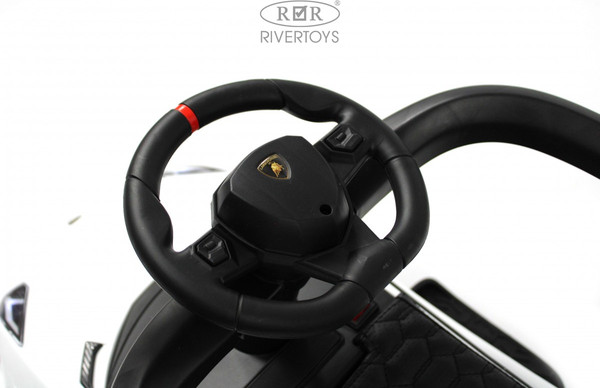 Каталка детская RiverToys M555MM-M