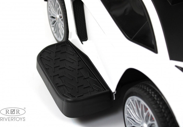 Каталка детская RiverToys M555MM-H