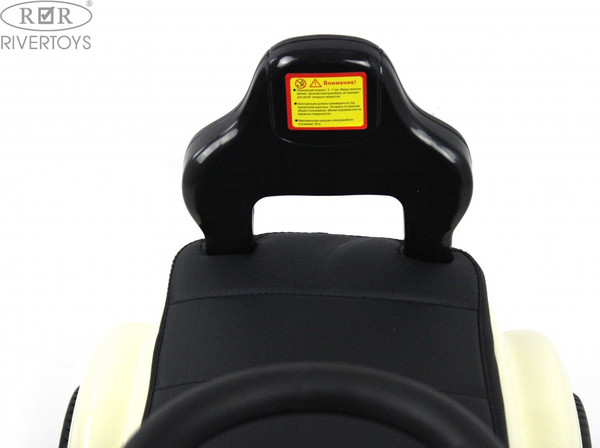 Каталка детская RiverToys Mercedes-AMG 300S / G300GG