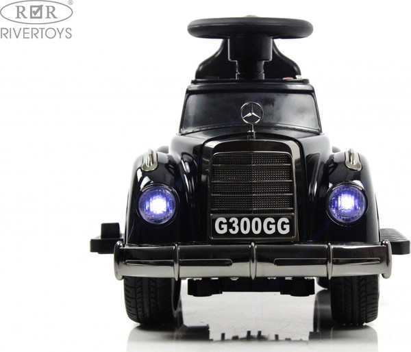 Детский автомобиль RiverToys Mercedes-AMG 300S / G300GG-D
