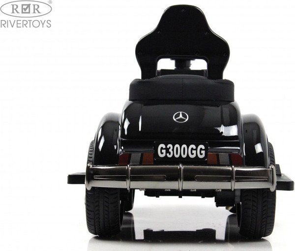 Детский автомобиль RiverToys Mercedes-AMG 300S / G300GG-D