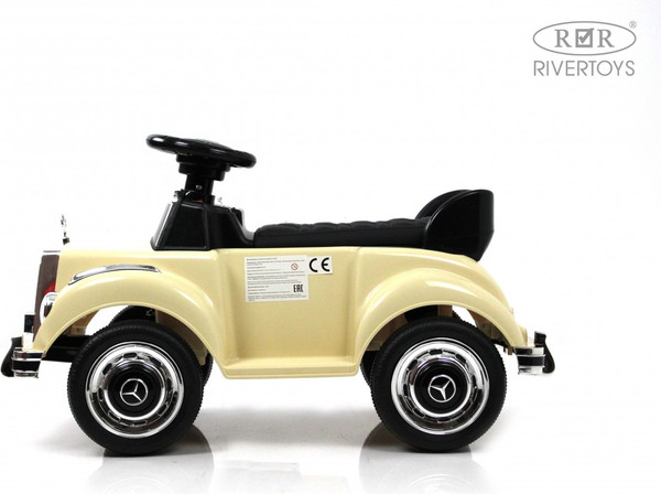 Детский автомобиль RiverToys Mercedes-Benz 300S / LS-128A