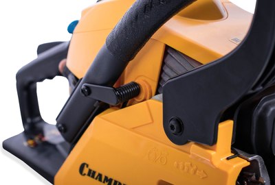 Бензопила цепная Champion A241-16 + подарочный набор