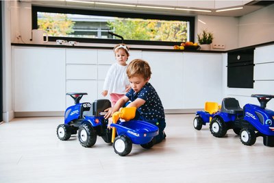 Каталка детская FALK New Holland F0280C