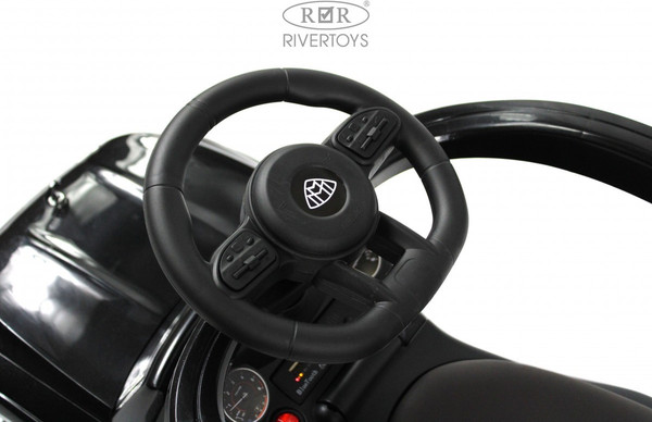 Детский автомобиль RiverToys Mercedes-Benz G63 / Z003ZZ-A