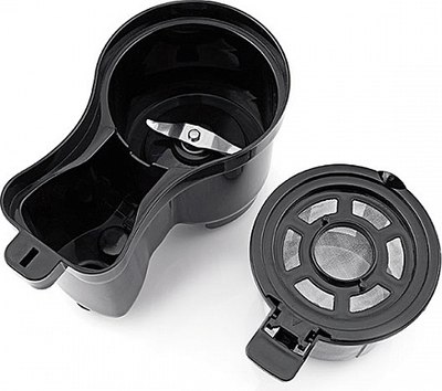 Капельная кофеварка BQ CM1010 (черный/стальной)