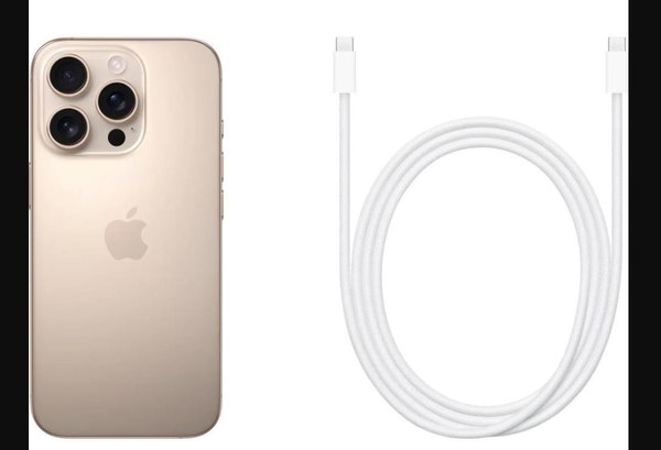 Смартфон Apple iPhone 16 Pro 256GB