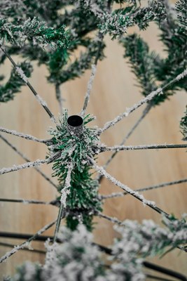 Ель искусственная Royal Christmas Заснеженная / 971150