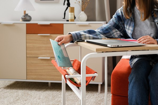 Приставной столик Mobi Марвэл 12.122