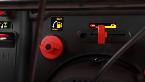 Снегоуборщик бензиновый Champion ST1171E