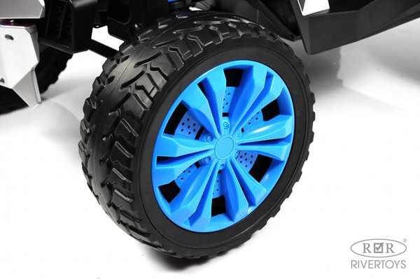 Детский автомобиль RiverToys F888FF