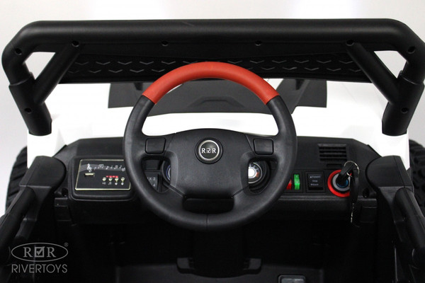 Детский автомобиль RiverToys C111CC