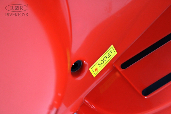 Детский мотоцикл RiverToys Vespa / M888MM