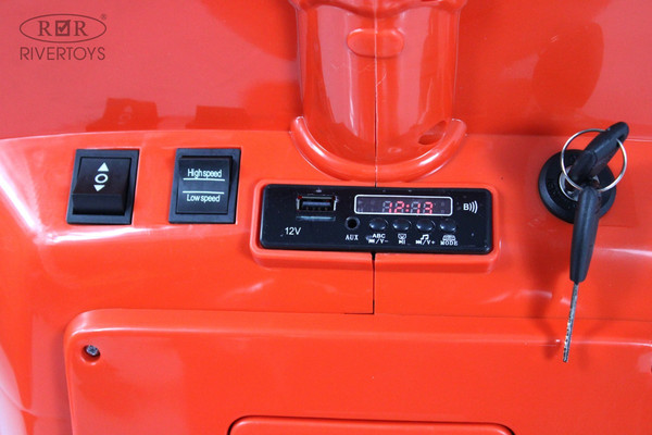 Детский мотоцикл RiverToys Vespa / M888MM