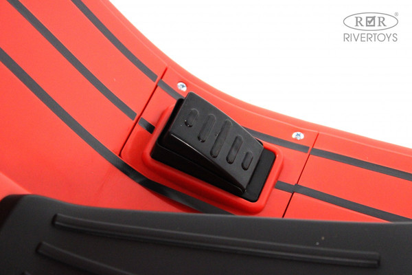 Детский мотоцикл RiverToys Vespa / M888MM