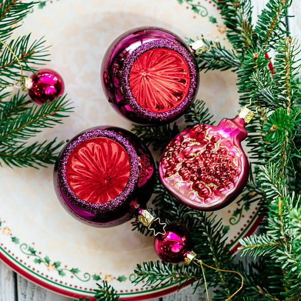 Елочная игрушка Inge's Christmas Elegant Passion. Гранат / 10136S024