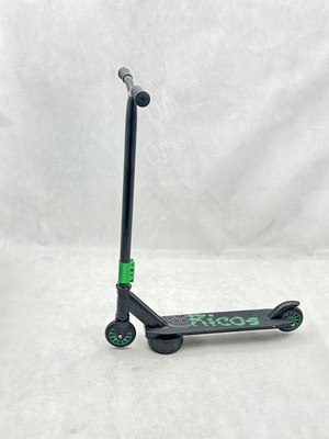 Самокат трюковый Ricos Twist ST08