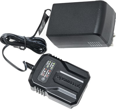 Снегоуборщик аккумуляторный Greenworks 2603107UB