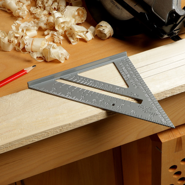 Угольник Tundra 10419765