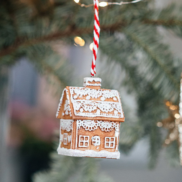 Елочная игрушка Gisela Graham Ski Lodge. Пряничный домик / 10489