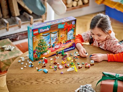 Конструктор Lego Friends Новогодний календарь 42637