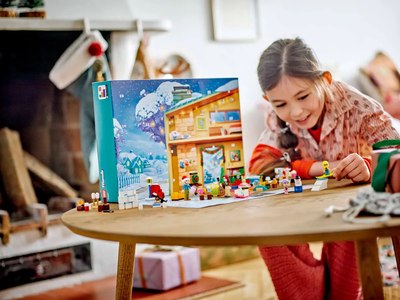 Конструктор Lego Friends Новогодний календарь 42637