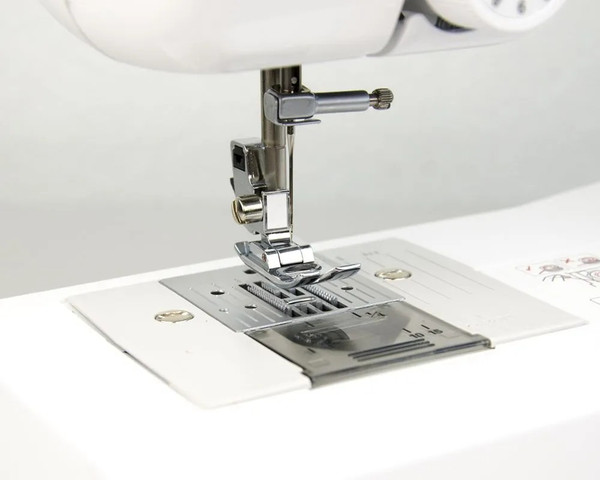 Швейная машина Brother JV1400