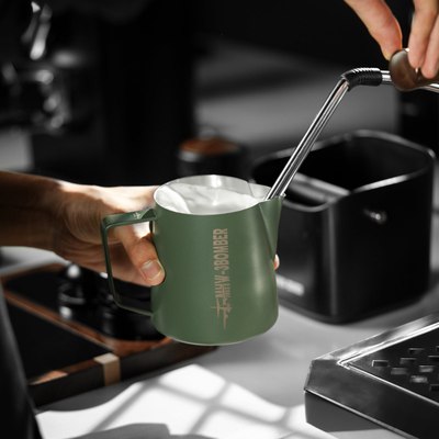 Молочник MHW-3BOMBER 5.0 P5029