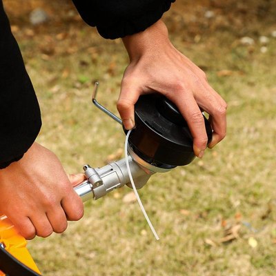 Головка триммерная Deko TH02 / 065-1054