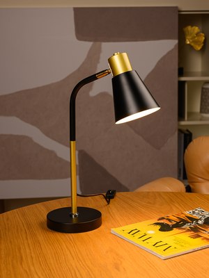 Настольная лампа ArtStyle HT-128B