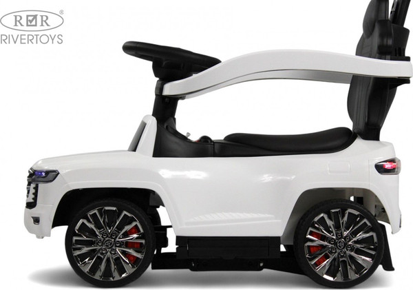 Каталка детская RiverToys Toyota Land Cruiser 300 / Z002ZZ-B