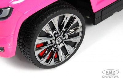 Каталка детская RiverToys Toyota Land Cruiser 300 / Z002ZZ-B