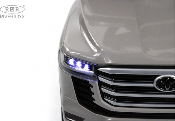 Каталка детская RiverToys Toyota Land Cruiser 300 / Z002ZZ-B