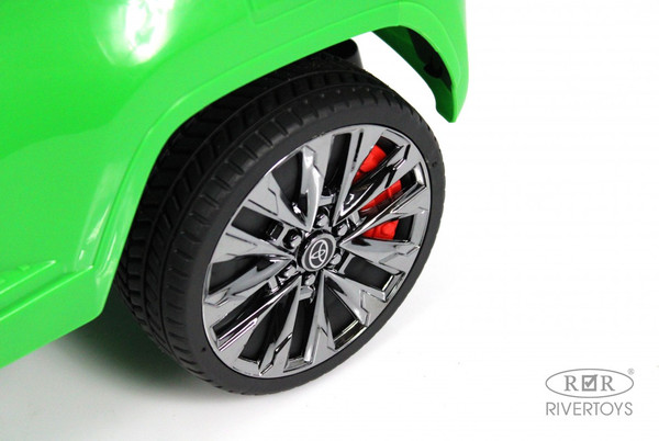 Каталка детская RiverToys Toyota Land Cruiser 300 / Z002ZZ-D