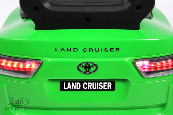Каталка детская RiverToys Toyota Land Cruiser 300 / Z002ZZ-D