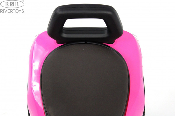 Каталка детская RiverToys Toyota Land Cruiser 300 / Z002ZZ-D