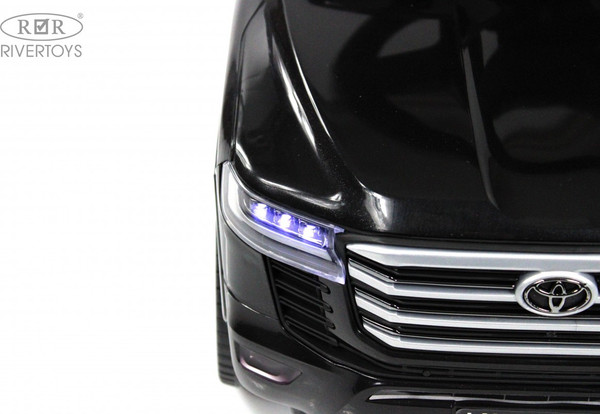 Каталка детская RiverToys Toyota Land Cruiser 300 / Z002ZZ-D