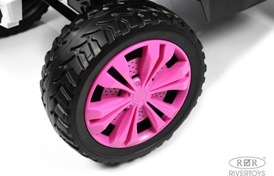 Детский автомобиль RiverToys F888FF-A 4WD