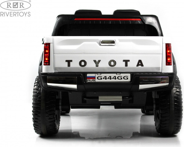 Детский автомобиль RiverToys G444GG