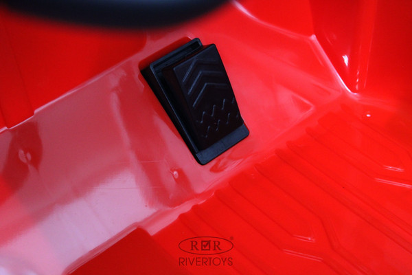 Детский автомобиль RiverToys G444GG