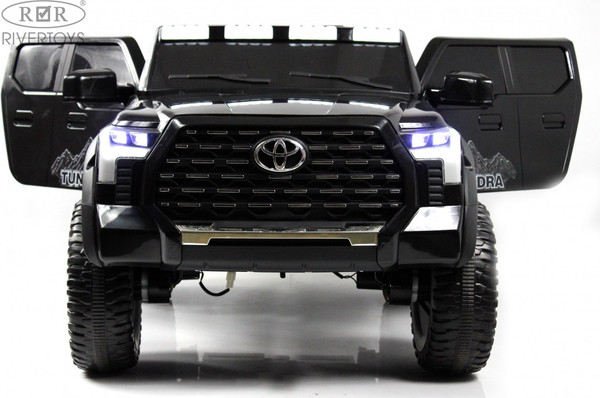 Детский автомобиль RiverToys G444GG