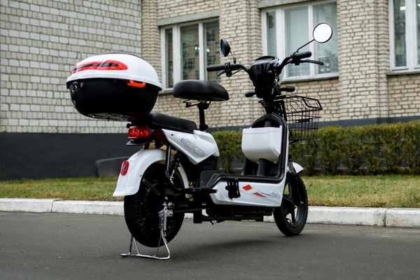 Электроскутер AVM Delta