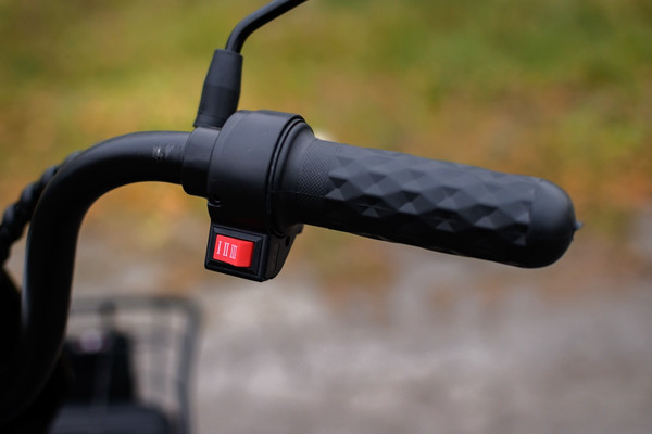 Электроскутер AVM JET