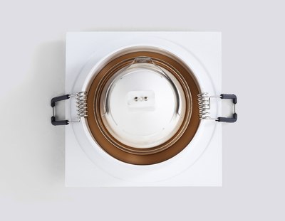 Точечный светильник Ambrella TN102728 WH/GD