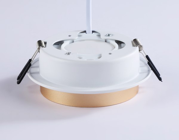 Точечный светильник Ambrella TN5226 WH/GD